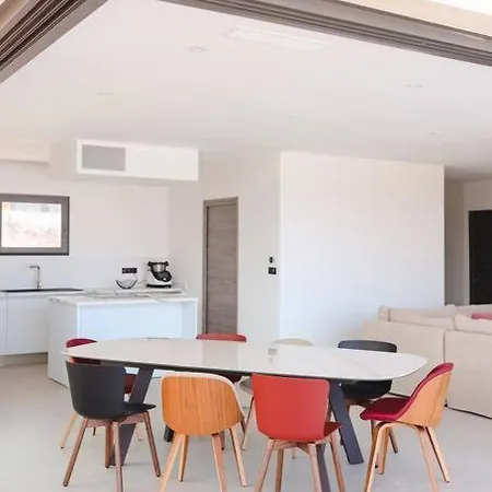 Luxe Avec Piscine Et Belle Vue וילה