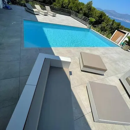 Luxe Avec Piscine Et Belle Vue וילה Pietrosella