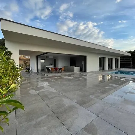 Luxe Avec Piscine Et Belle Vue * Pietrosella