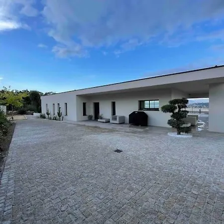 Luxe Avec Piscine Et Belle Vue Pietrosella