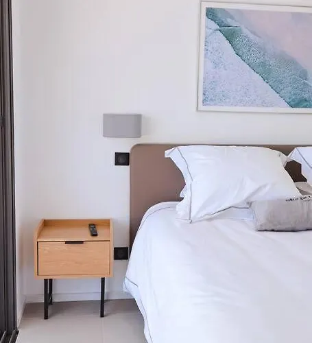 Luxe Avec Piscine Et Belle Vue 别墅