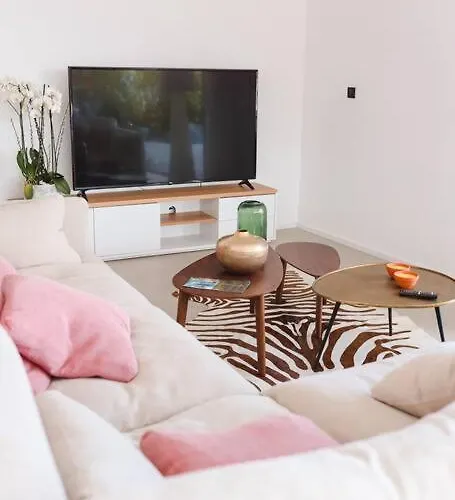 别墅 Luxe Avec Piscine Et Belle Vue Pietrosella