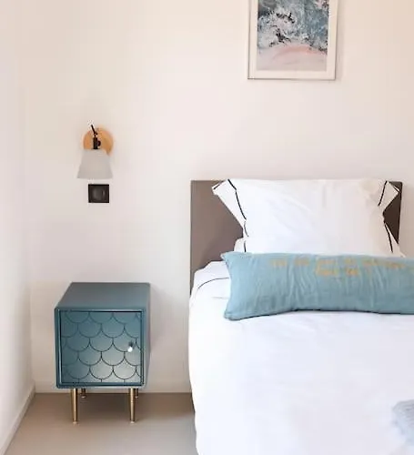 Luxe Avec Piscine Et Belle Vue 别墅 *